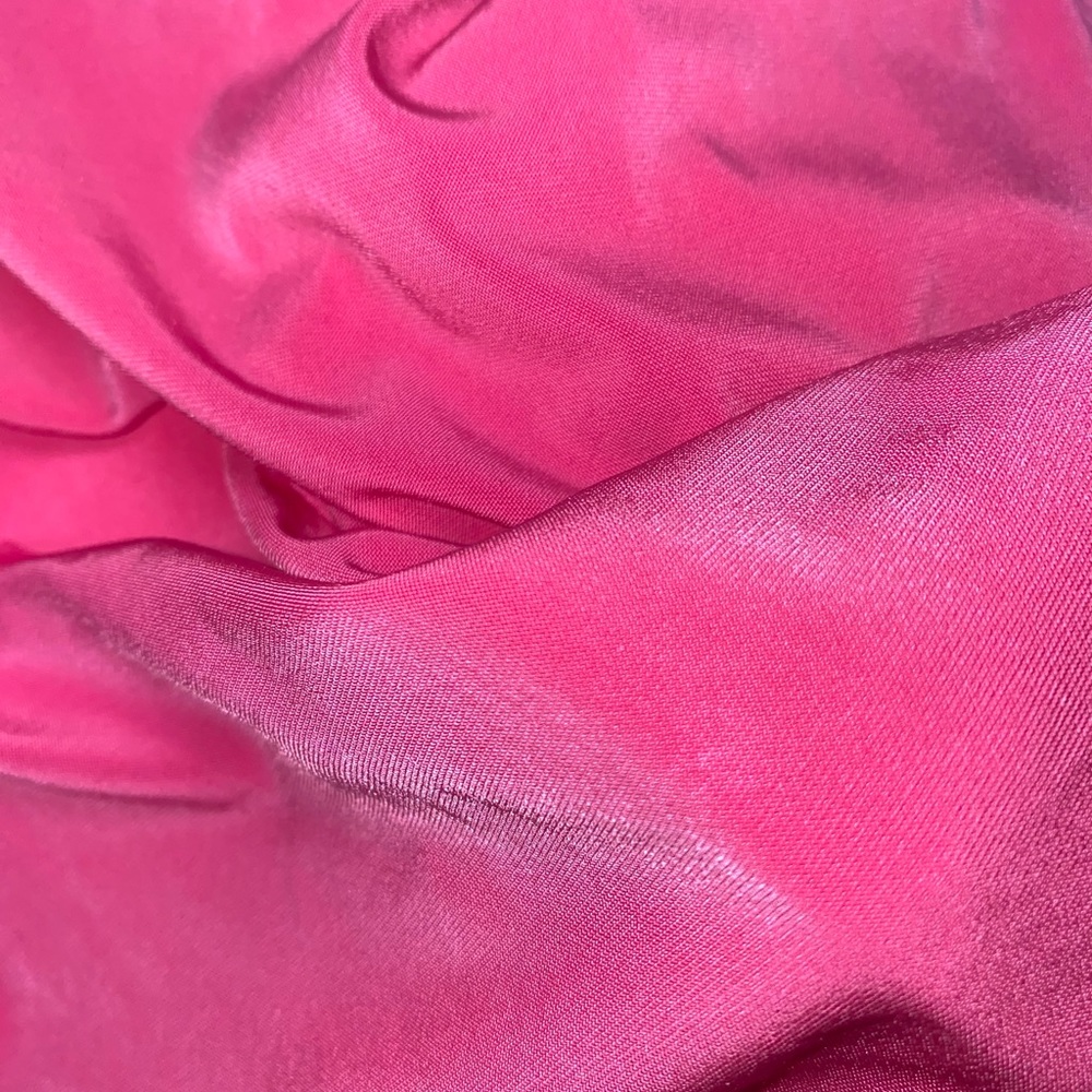 Hot 🥵 💓Pink neck strap top